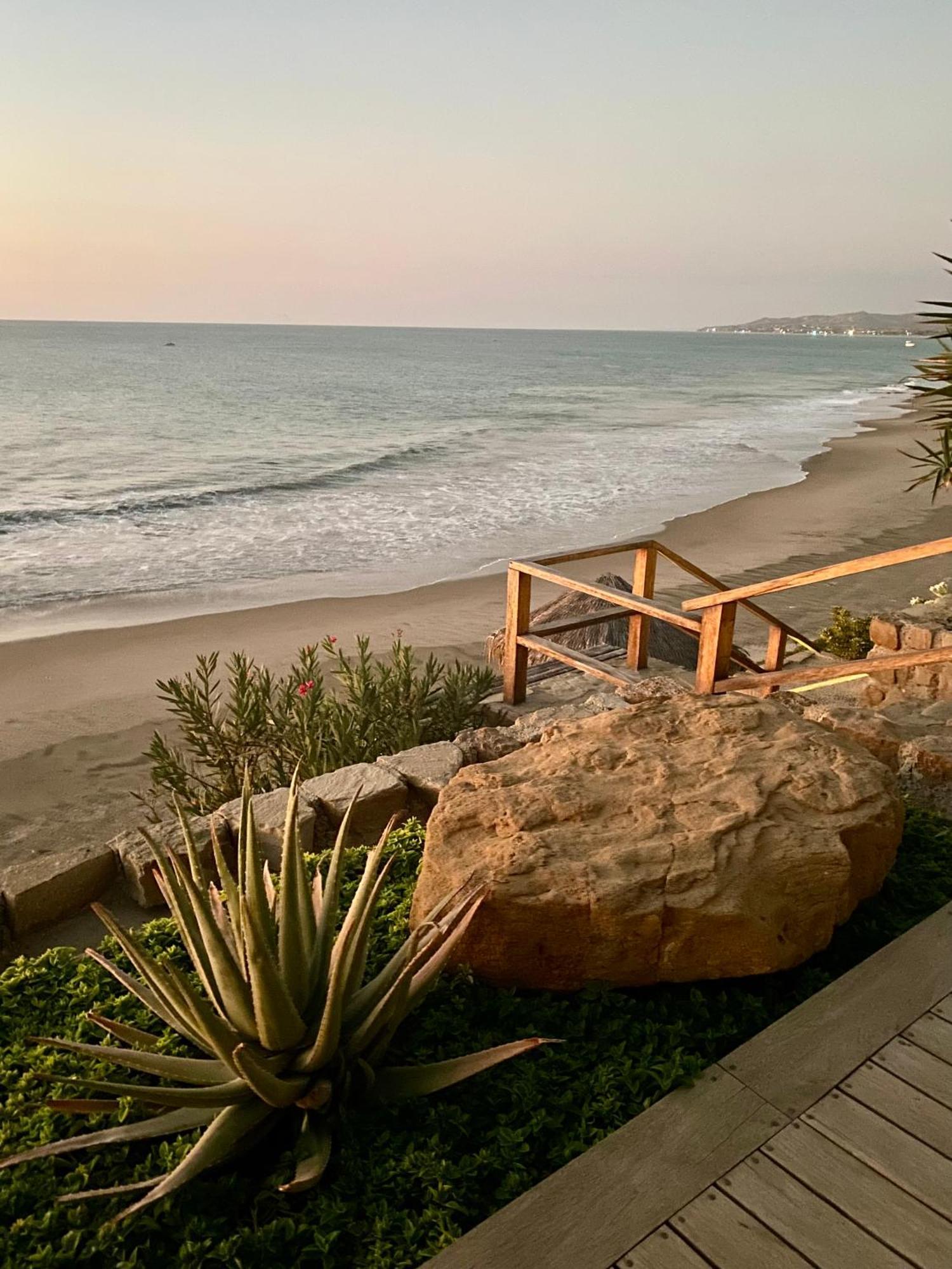 La Playa Hotel Los Órganos Kültér fotó